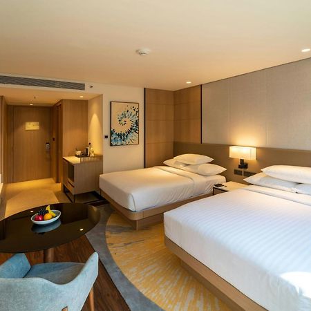 Courtyard By Marriott Vadodara Dış mekan fotoğraf